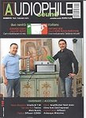 Copertina di Audiophile Sound con la cover story su cavi di alimentazione e distributore di rete